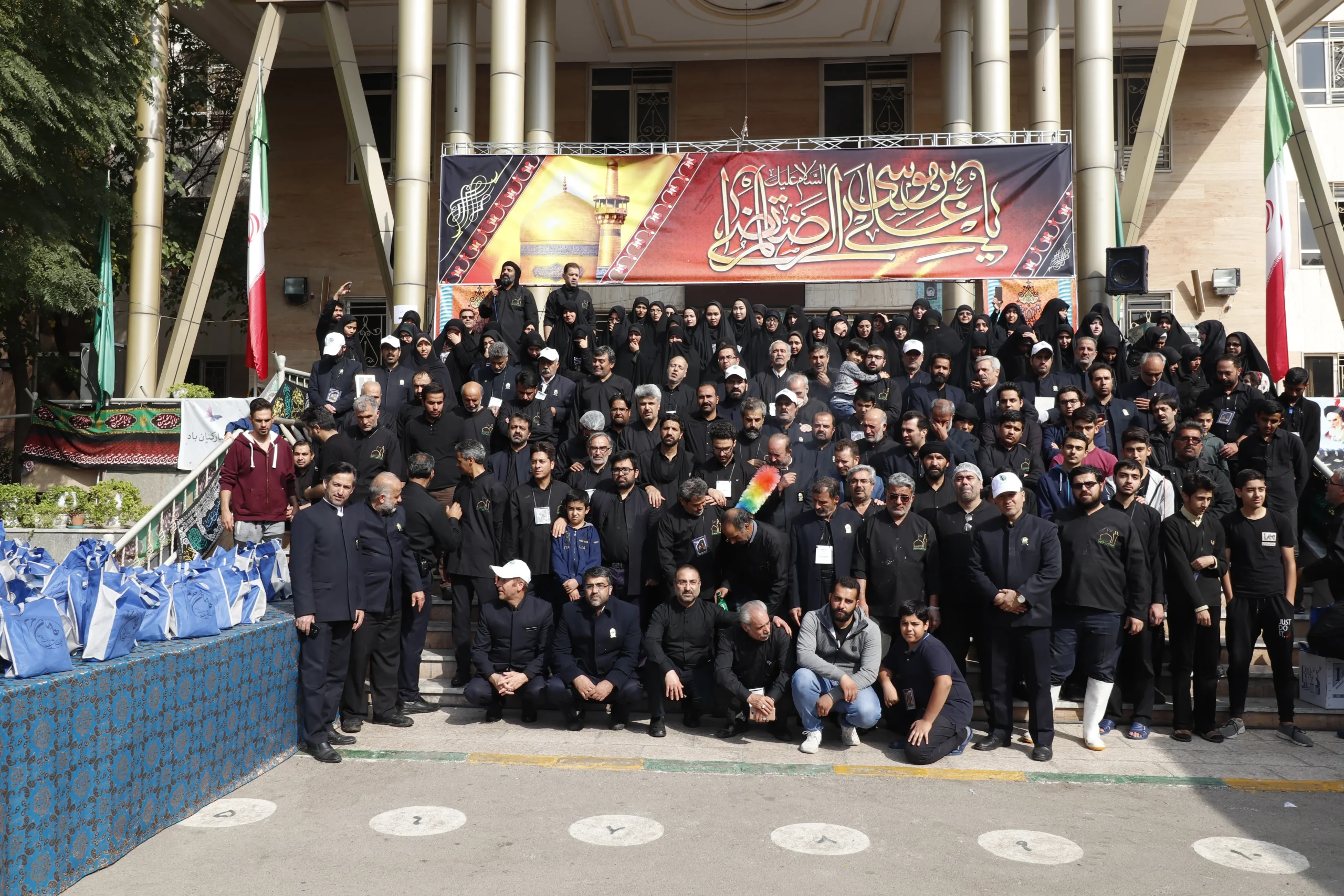 خیرین و خدام